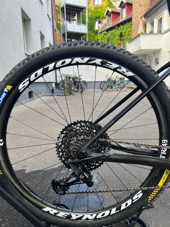 Brugt Orbea Custom Orbea Alma Carbon Hardtail 2025 Mountainbike — billede 8 af 13