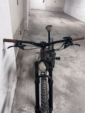 Gebrauchtes R RAYMON TrailRay 160E 9.0 2024 2024 Mountainbike, Hellgrau, 29 — Bild 6 von 7