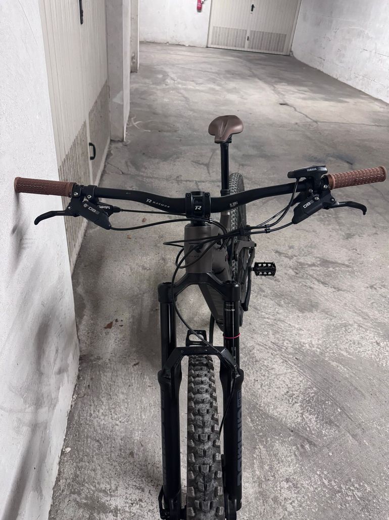 R RAYMON TrailRay 160E 9.0 2024 2024 Mountainbike d'occasion — image 6 sur 7