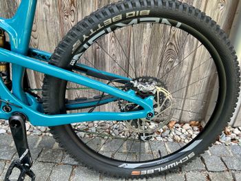 Propain Hugene CF 29" Highend 2023 2023 Mountainbike de segunda mano, Azul — imagen 5 de 13
