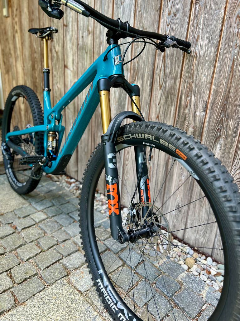 Propain Hugene CF 29" Highend 2023 2023 Mountainbike de segunda mano, Azul — imagen 13 de 13