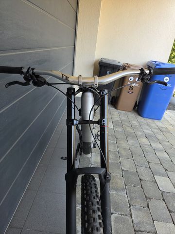 Tweedehands CUBE TWO15, PRO 27.5 2025 2025 Mountainbike — afbeelding 3 van 12