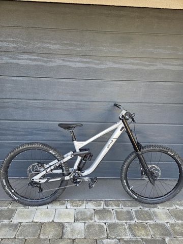 Tweedehands CUBE TWO15, PRO 27.5 2025 2025 Mountainbike — afbeelding 1 van 12