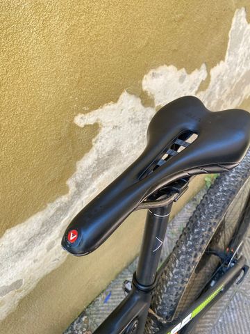 Merida NINETY-SIX TEAM 2019 2019 Mountainbike usato, Nero — immagine 7 di 10
