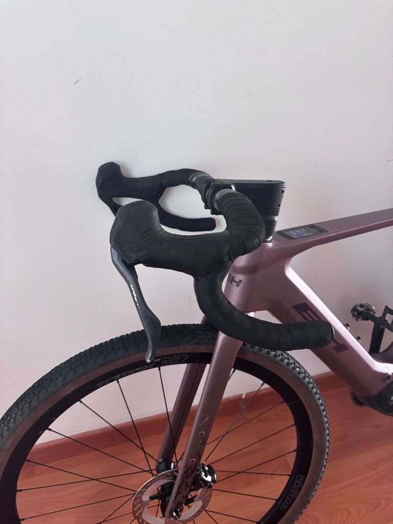 Używany BH IGRAVELX Shimano GRX Di2 2026 Road & Gravel — zdjęcie 6 z 13