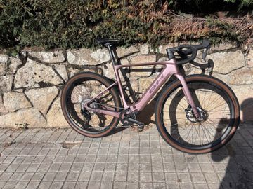 Used BH IGRAVELX Shimano GRX Di2 2026 Road & Gravel, Red — image 3 of 13