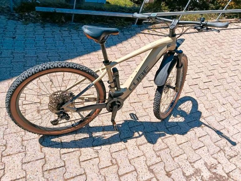 CUBE Reaction Hybrid Pro 625 2022 Mountainbike d'occasion — image 3 sur 5