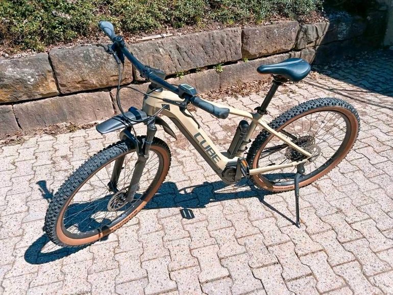 CUBE Reaction Hybrid Pro 625 2022 Mountainbike d'occasion — image 2 sur 5