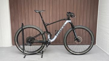 Used Olimpia Custom SRAM GX Eagle 2023 Mountainbike, Light Gray — image 3 of 7