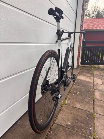 Used Colnago V3-RS Disc Dura-ace 11-Speed With Powermeter 2021 Road & Gravel, Black — image 9 of 13