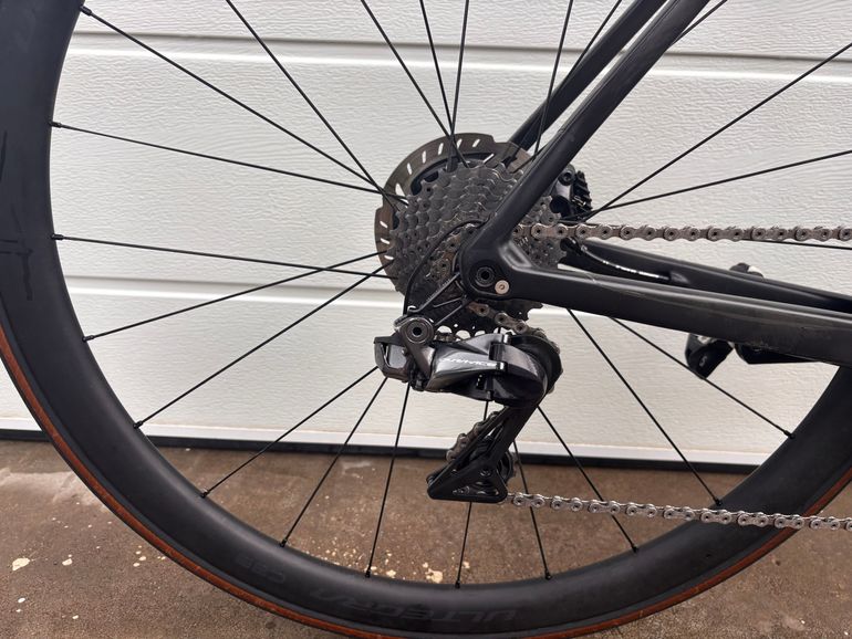 Used Colnago V3-RS Disc Dura-ace 11-Speed With Powermeter 2021 Road & Gravel, Black — image 11 of 13