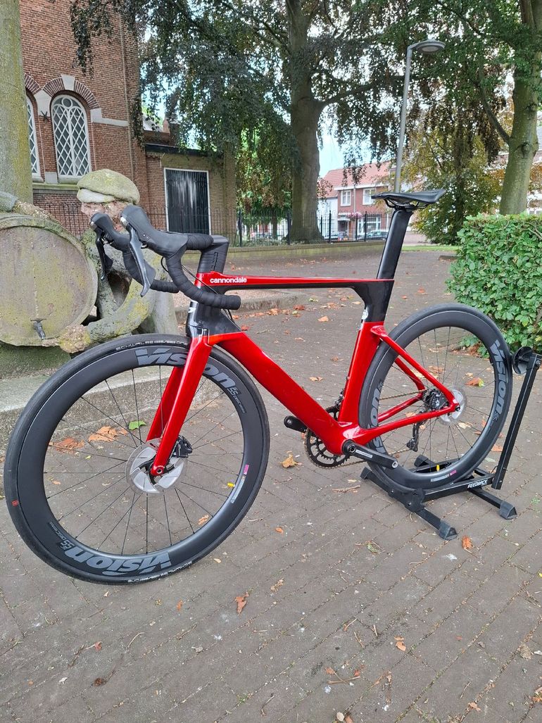 Tweedehands Cannondale SystemSix Carbon Ultegra 2023 2023 Road & Gravel — afbeelding 4 van 9