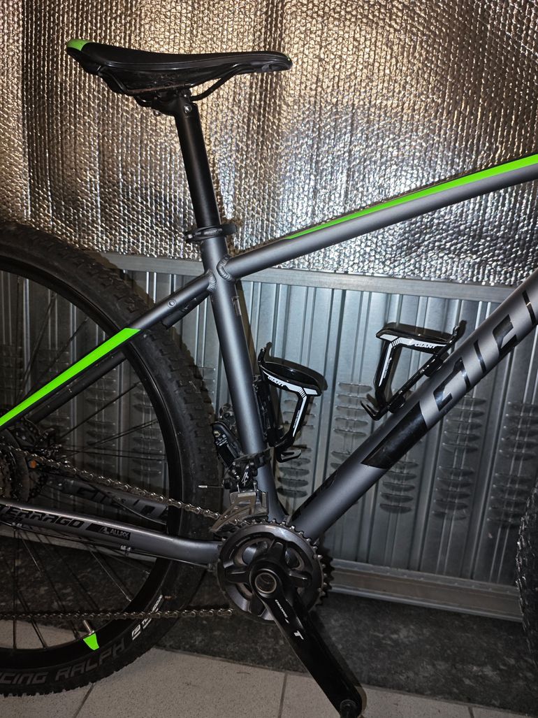 Gebrauchtes Giant Terrago Xc 29 2018 Mountainbike, Hellgrau — Bild 7 von 9