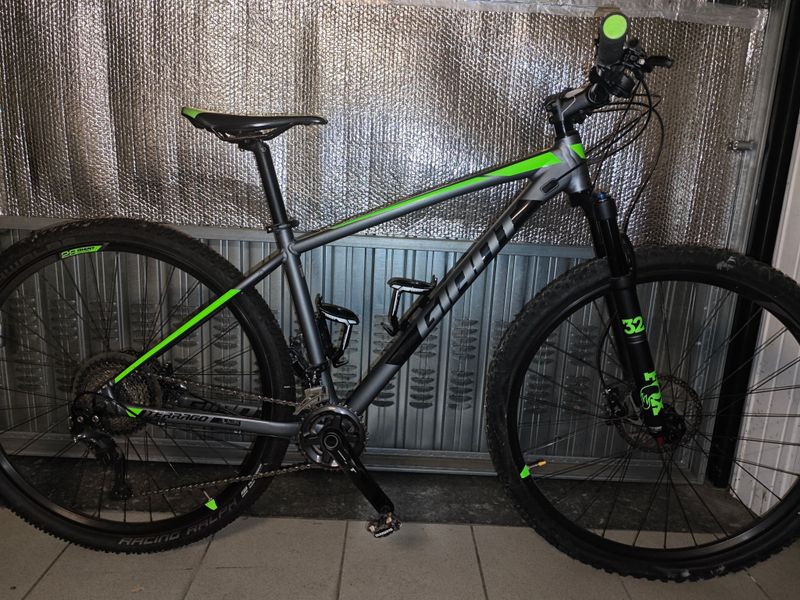 Used Giant Terrago Xc 29 2018 MTB