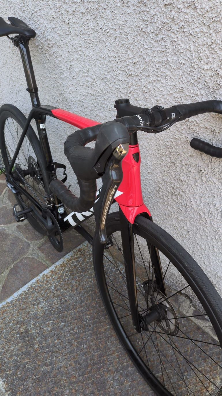 Used Trek Émonda SL 6 Disc Pro 2021 2021 Road & Gravel, Black — image 3 of 5