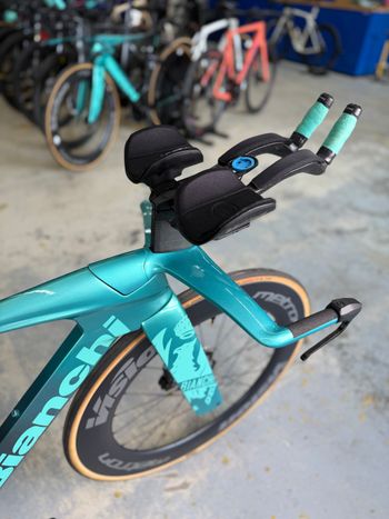 Gebrauchtes Bianchi Aquila RC Dura Ace Di2 4IIII Pwm 2025 2025 Road & Gravel, Blau — Bild 7 von 24