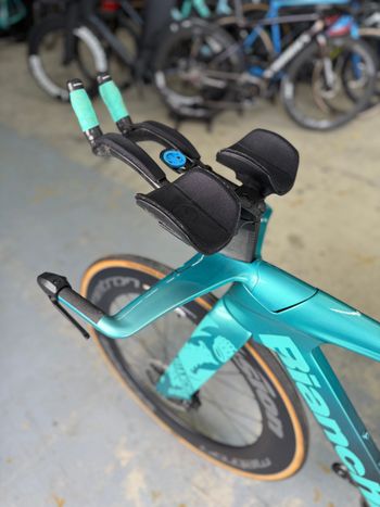 Gebrauchtes Bianchi Aquila RC Dura Ace Di2 4IIII Pwm 2025 2025 Road & Gravel, Blau — Bild 19 von 24