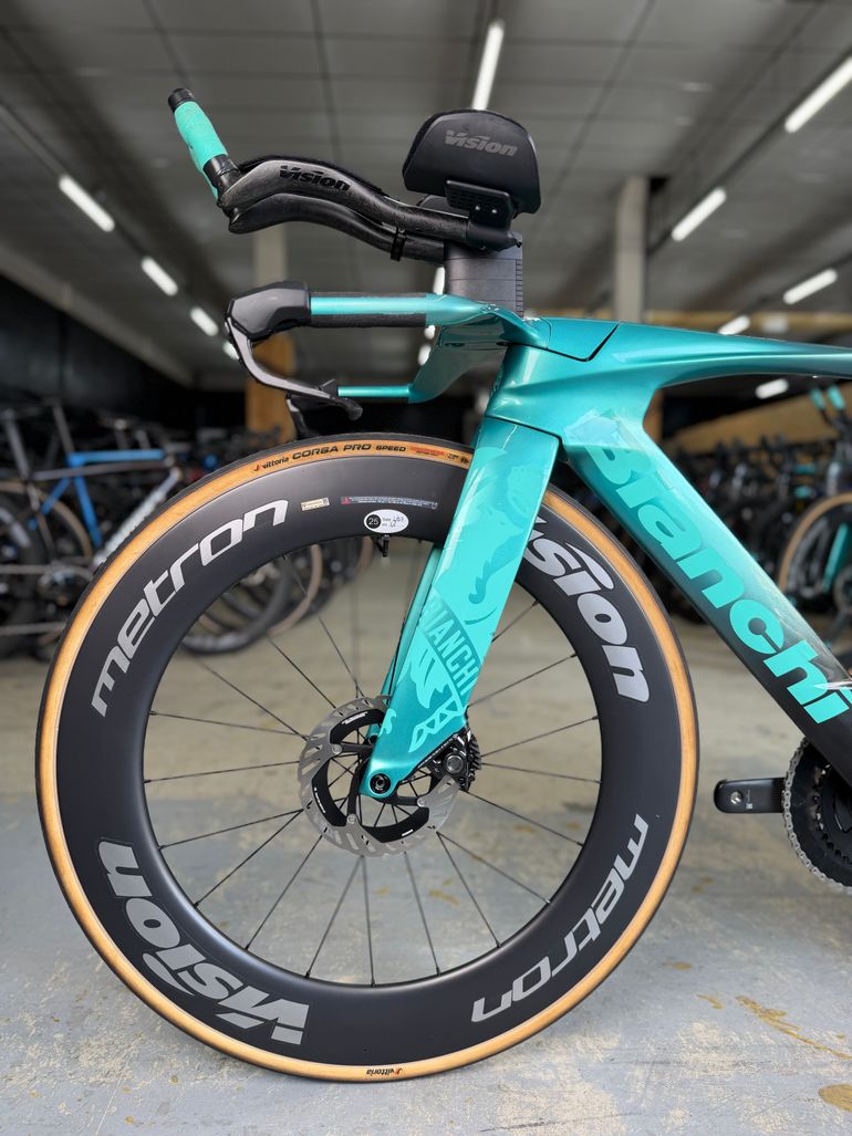 Gebrauchtes Bianchi Aquila RC Dura Ace Di2 4IIII Pwm 2025 2025 Road & Gravel, Blau — Bild 16 von 24