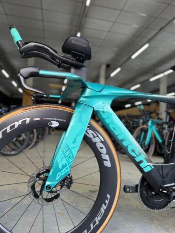 Gebrauchtes Bianchi Aquila RC Dura Ace Di2 4IIII Pwm 2025 2025 Road & Gravel, Blau — Bild 17 von 24