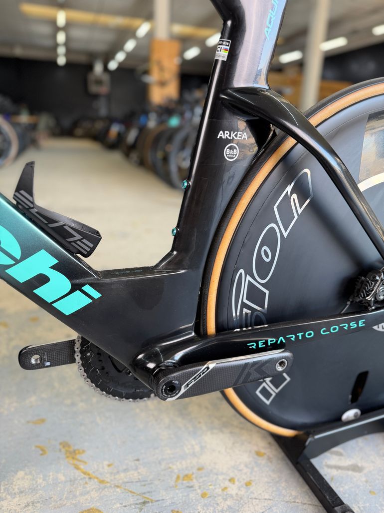 Gebrauchtes Bianchi Aquila RC Dura Ace Di2 4IIII Pwm 2025 2025 Road & Gravel, Blau — Bild 24 von 24