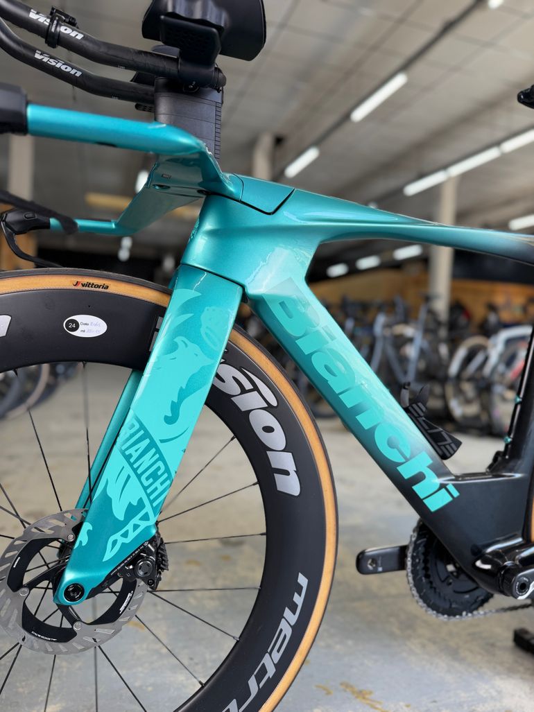Gebrauchtes Bianchi Aquila RC Dura Ace Di2 4IIII Pwm 2025 2025 Road & Gravel, Blau — Bild 18 von 24
