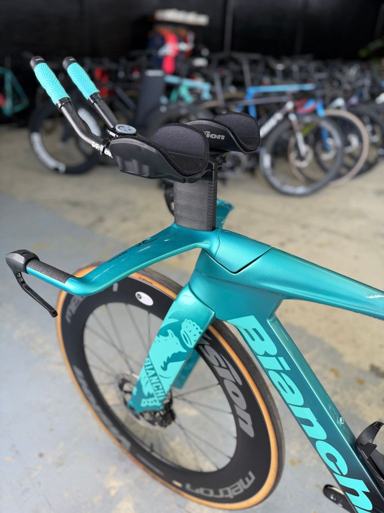 Gebrauchtes Bianchi Aquila RC Dura Ace Di2 4IIII Pwm 2025 2025 Road & Gravel, Blau — Bild 21 von 24