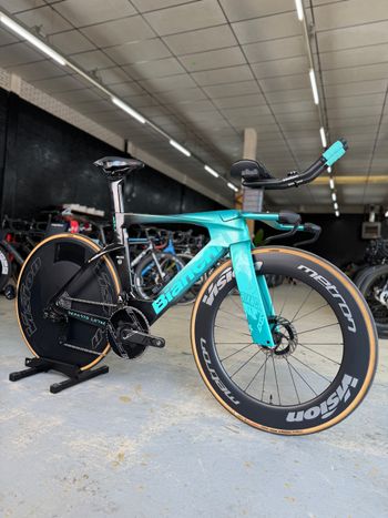Gebrauchtes Bianchi Aquila RC Dura Ace Di2 4IIII Pwm 2025 2025 Road & Gravel, Blau — Bild 2 von 24