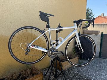 Trek Domane 5.2 Compact 2016 2016 Road & Gravel d'occasion
