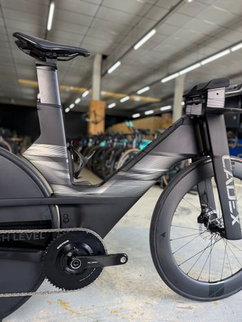Brugt Cadex Tri SRAM RED AXS Carbon TT 2023 Road & Gravel — billede 12 af 24