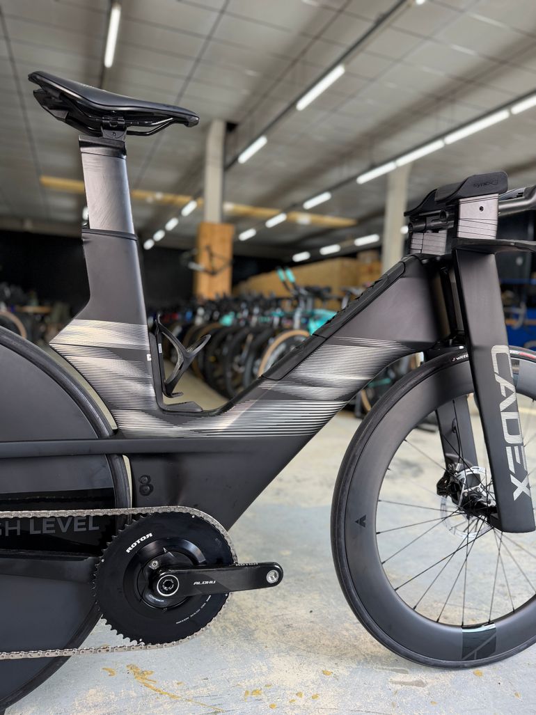 Brugt Cadex Tri SRAM RED AXS Carbon TT 2023 Road & Gravel — billede 12 af 24