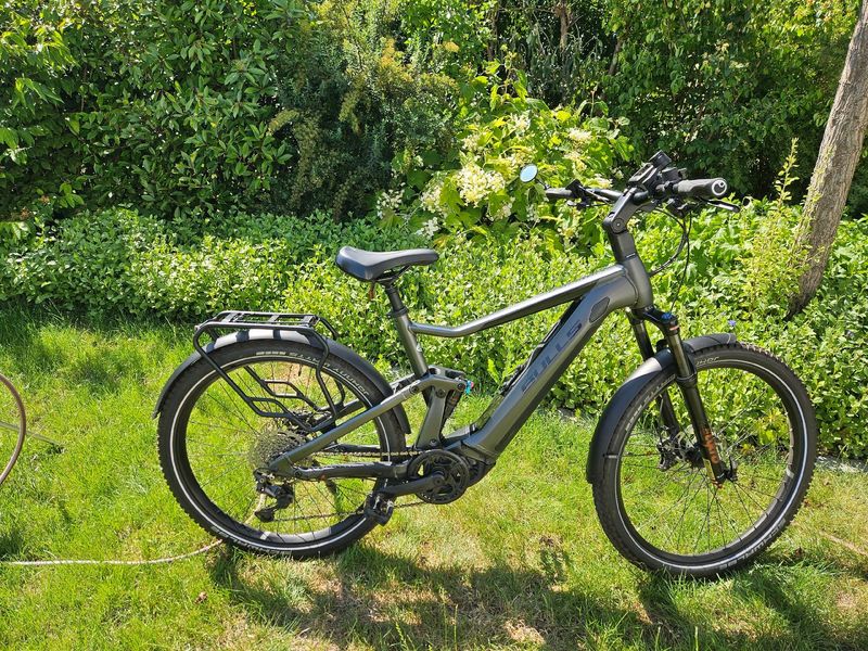 BULLS ICONIC EVO TR1 27.5 2024 2024 Urban & Touring usato