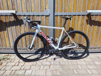 Used Ridley Helium Disc - Shimano Ultegra 2x11sp 2024 2024 Road & Gravel, White — image 2 of 6