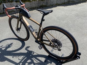 Used Specialized Diverge Expert Carbon 2025 2025 Road & Gravel, Orange — image 3 of 6