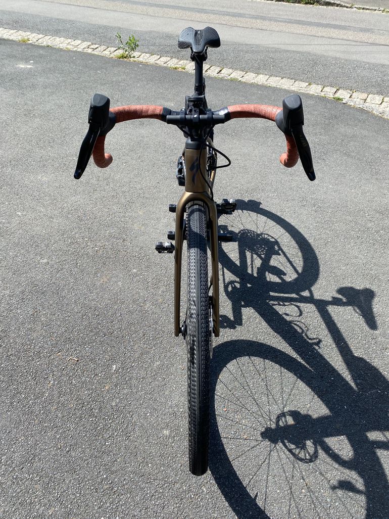 Used Specialized Diverge Expert Carbon 2025 2025 Road & Gravel, Orange — image 2 of 6