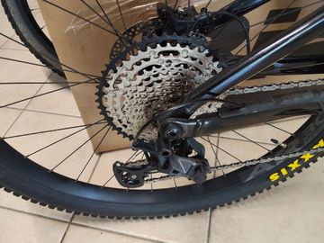 Used Rise Custom Shimano SLX 2021 Mountainbike, Light Gray — image 2 of 4