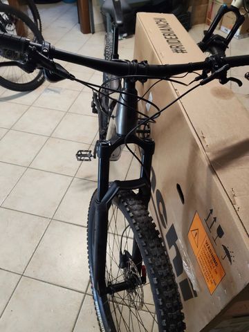 Used Rise Custom Shimano SLX 2021 Mountainbike, Light Gray — image 4 of 4
