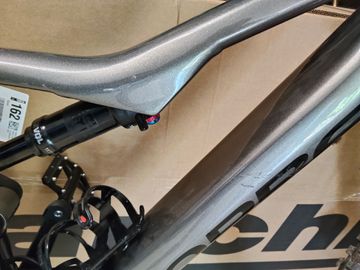 Used Rise Custom Shimano SLX 2021 Mountainbike, Light Gray — image 3 of 4