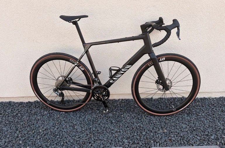 Tweedehands Canyon Grail CFR Di2 2024 2024 Road & Gravel — afbeelding 2 van 7