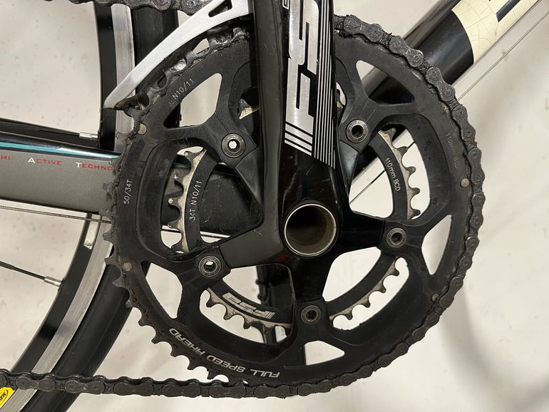 Tweedehands Bianchi Impulso Campagnolo Veloce 2013 Road & Gravel — afbeelding 3 van 5