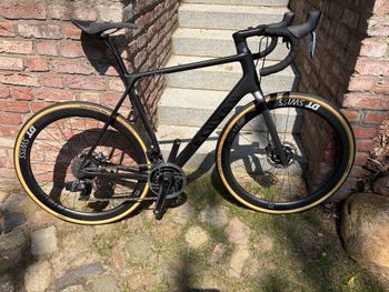 Gebrauchtes Canyon Endurace CF SLX Disc 9.0 eTap 2020 2020 Road & Gravel, Schwarz — Bild 2 von 5