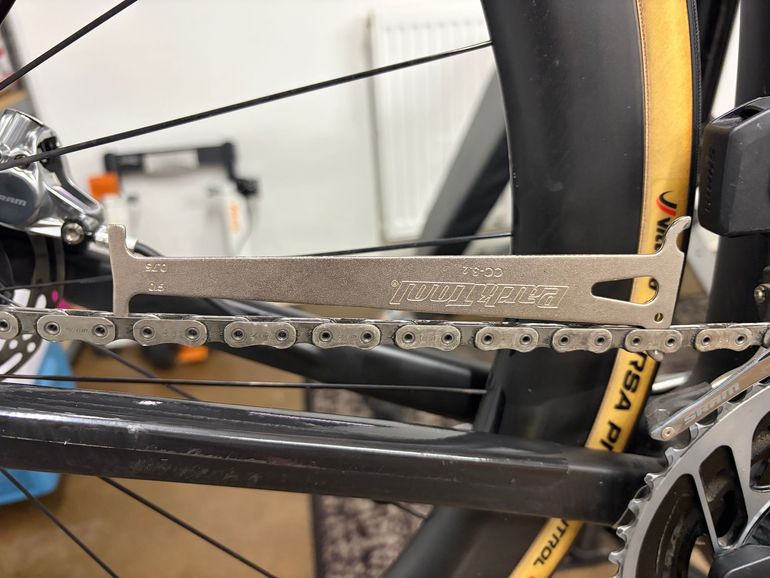 Gebrauchtes Canyon Endurace CF SLX Disc 9.0 eTap 2020 2020 Road & Gravel, Schwarz — Bild 3 von 5