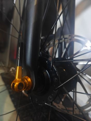 TRIBAN Rc520 Shimano 105 2023 Road & Gravel usato, Blu — immagine 2 di 56