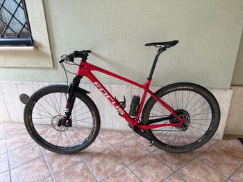 Used Focus Raven 8.8 2022 2022 Mountainbike, Red, 29 — image 3 of 4