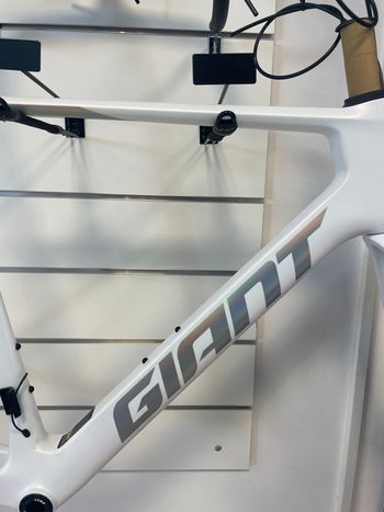 Giant Propel Advanced SL Prism Pearl 2027 Frameset 2027 Road & Gravel d'occasion — image 4 sur 10