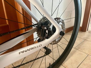 Brugt Pinarello F7 ULTEGRA Di2 2025 2025 Road & Gravel — billede 7 af 9