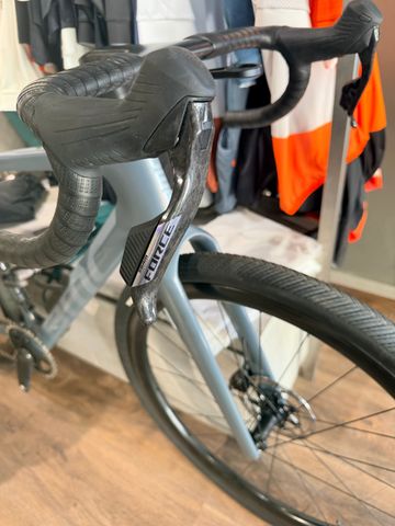 Used BMC Kaius 01 TWO 2027 2027 Road & Gravel, Light Gray — image 3 of 4