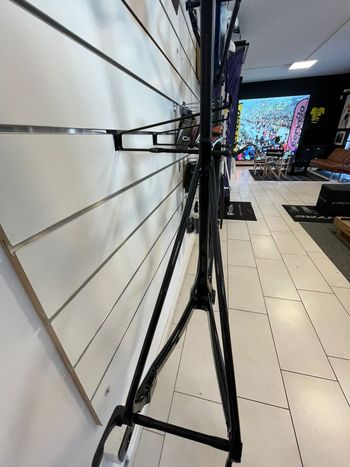 Tweedehands Giant TCR Advanced Pro Raw Carbon Frameset 2025 Road & Gravel — afbeelding 7 van 10