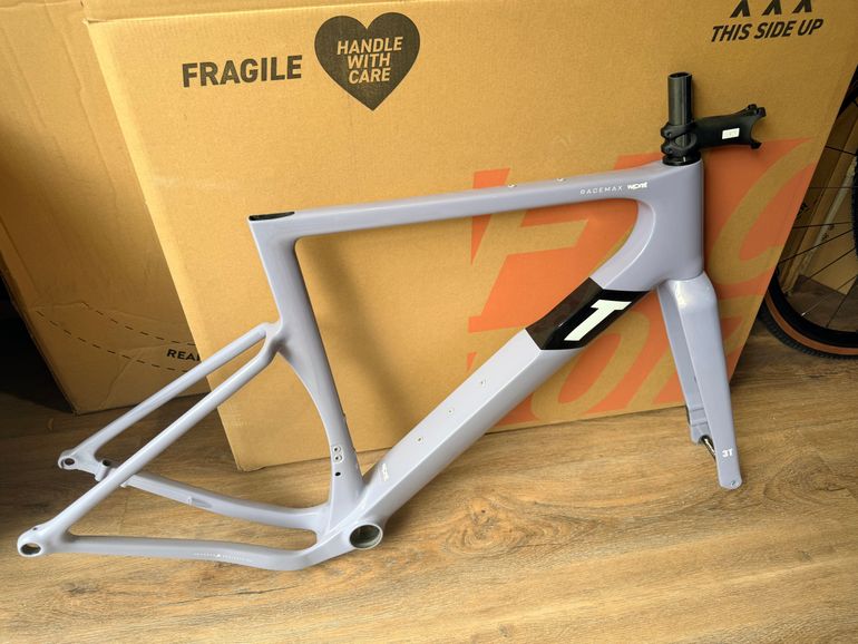 Used 3T RACEMAX WPNT FRAMESET 2026 Frameset 2026 Road & Gravel, Purple — image 1 of 3