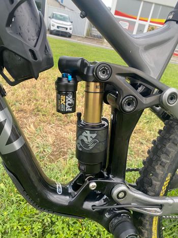 Gebrauchtes Marin alpine trail carbon 2 Custom Shimano Deore XT 2023 Mountainbike, Schwarz — Bild 5 von 9