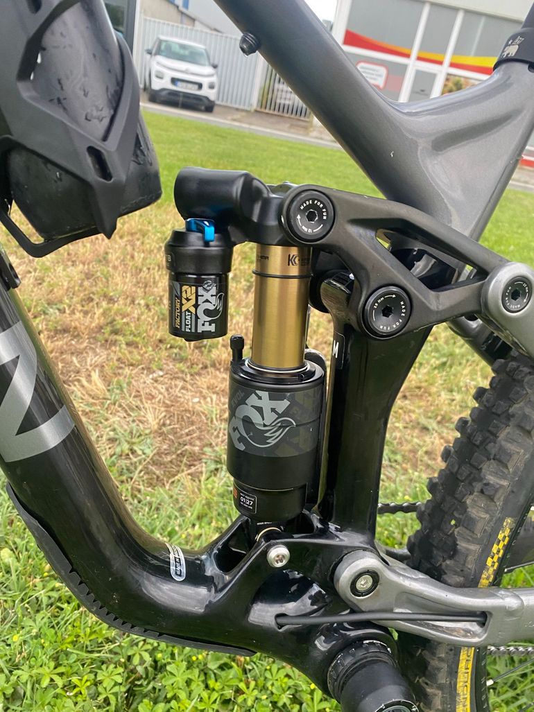 Gebrauchtes Marin alpine trail carbon 2 Custom Shimano Deore XT 2023 Mountainbike, Schwarz — Bild 5 von 9